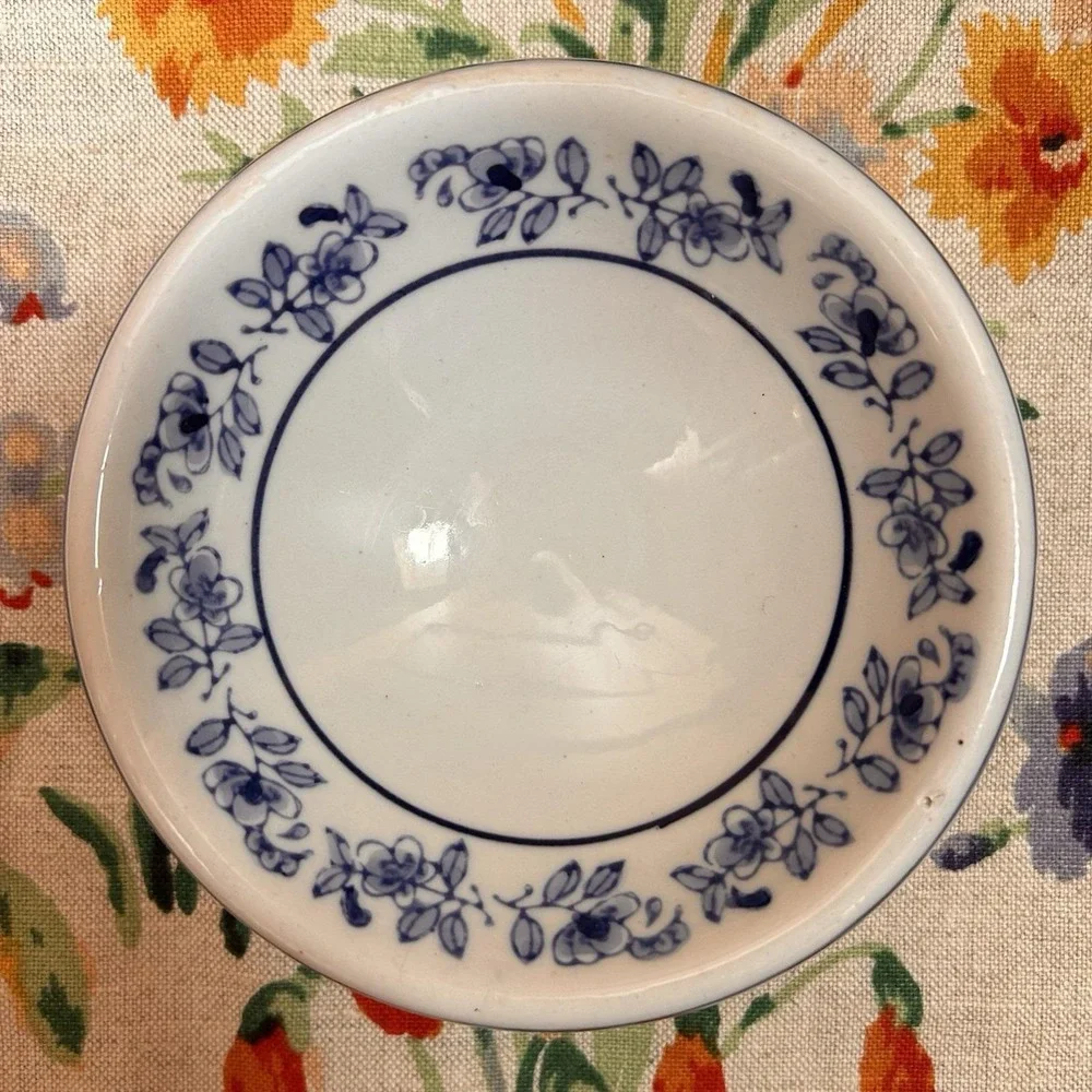VTG Blue/White Chinoiserie Ceramic Cat Small Dog Pet Food Bowl Dish Grandma Chic